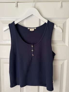 Magnolia Navy Button-Front Sleeveless Tank